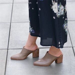 Frye Flynn Pointed Toe Block Heel Mules Grey  Tumbled Italian Leather 10M